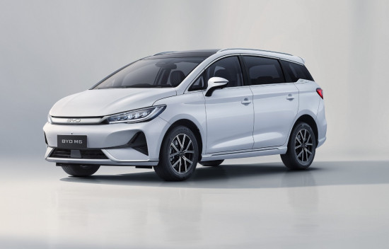 Danza M6 BYD Alam Sutera Promo 2026